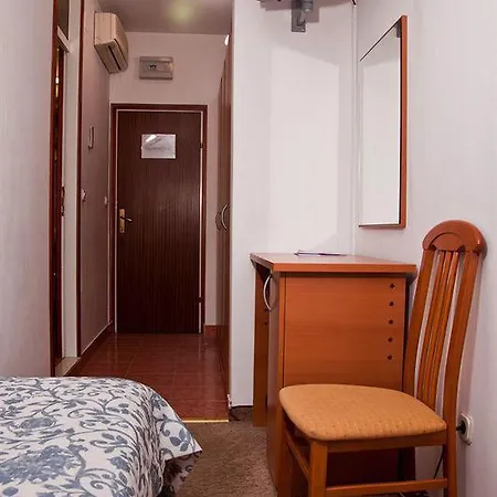 Dujam Hotel 3*