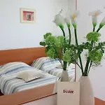 Dujam Hotel 3*